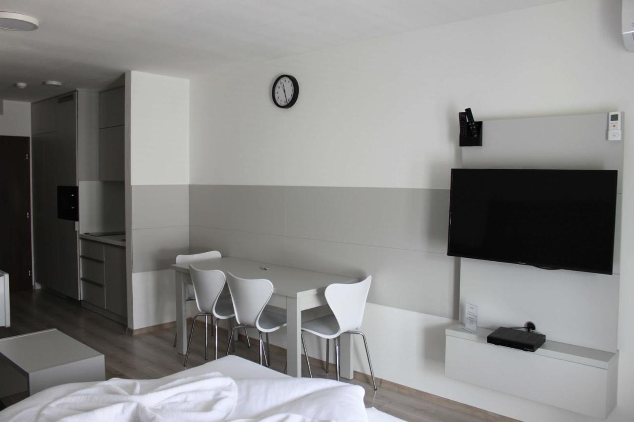 Apartman Kyjev 2 Podhájska 外观 照片
