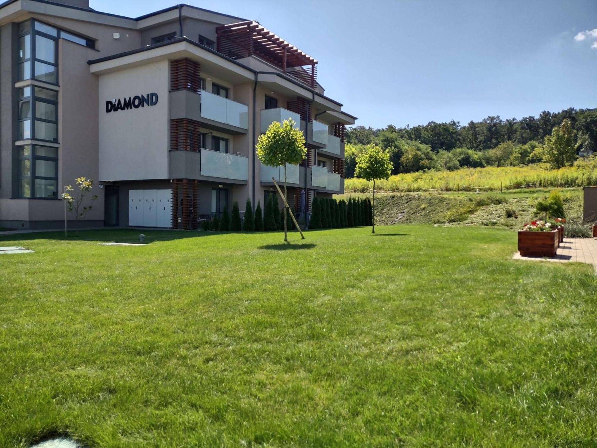 Apartman Kyjev 2 Podhájska 外观 照片